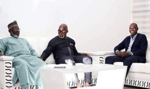 “He is very eager” – NFF boss Pinnick provides Peseiro’s Super Eagles update