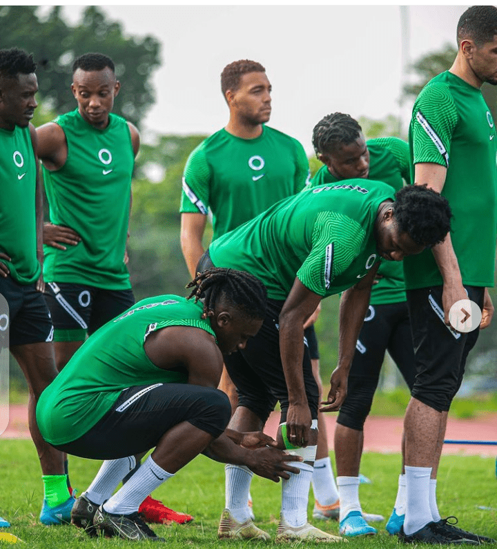 “Wish you were playing for England” – Super Eagles star draws praise from fans for inspiring off-pitch performance