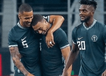 Extra: Super Eagles star plays street football
