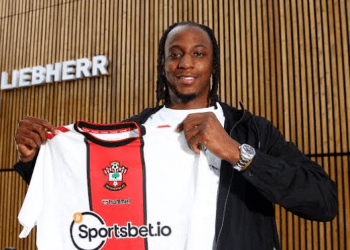 Nigerians react after Eguavoen congratulates Dessers, others on European progression