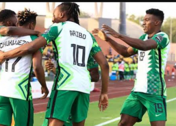 Why I’ll pick Ndidi over Mikel as a defensive midfielder – Oliseh