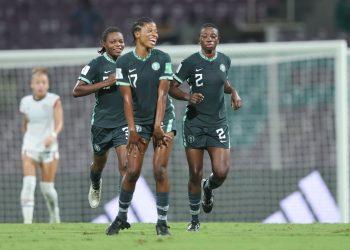 Super Flamingos run riot against hapless New Zealand