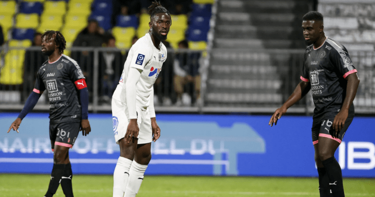 KRC Genk boss Wouter Vrancken provides positive update on Arokodare’s injuries