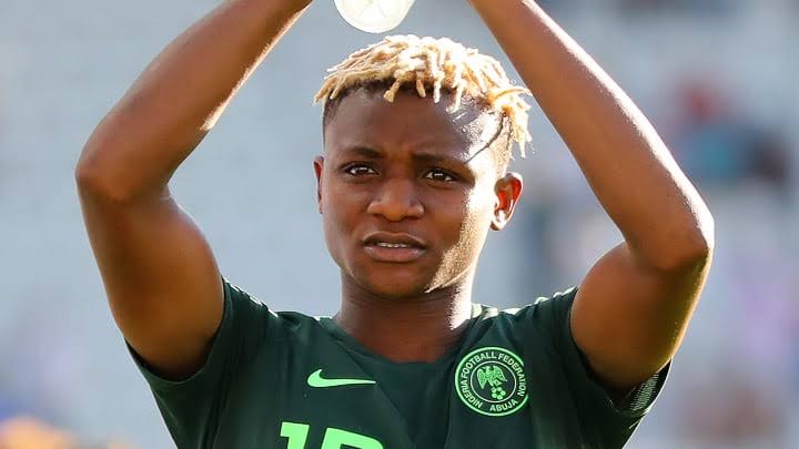 Official: Nigerian goalscoring sensation Kanu completes record transfer to Racing Louisville FC