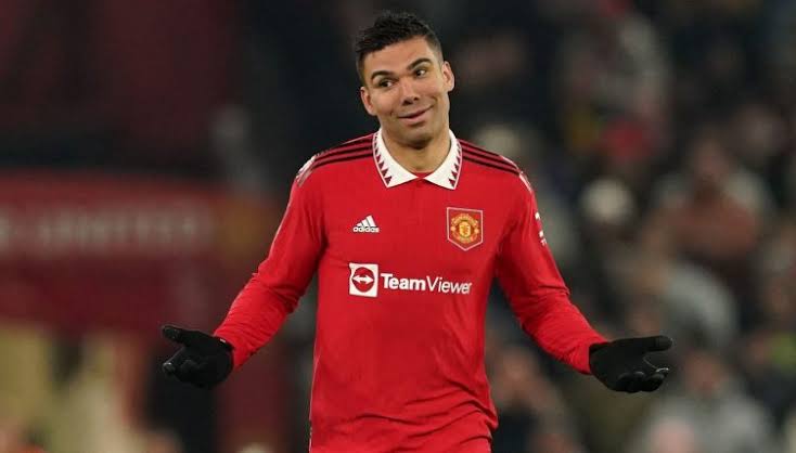 “I will analyse Casemiro’s game” – Forgotten Super Eagles star on Man United vs. Barcelona clash