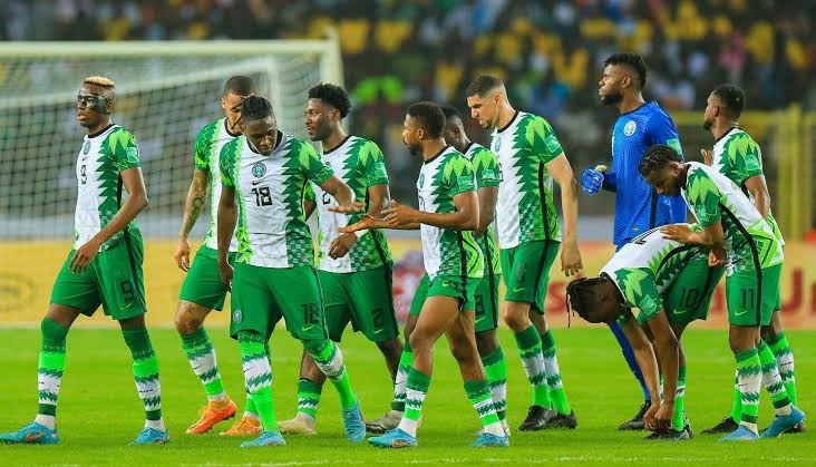 “He reminds me of Ronaldo” – Exceptional Super Eagles striker draws praise from former UEFA CW Cup winner