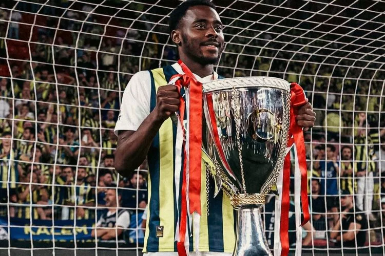 Five reasons Super Eagles star Osayi-Samuel would be wise to avoid joining French side Troyes