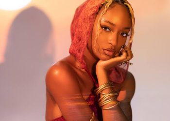 Nigerian music star Ayra Starr reveals the ‘annoying’ reason that made her support Man United