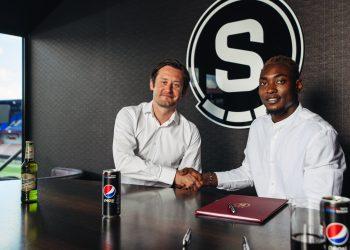 Official: Three-time Czech champions complete permanent deal for excellent Victor Olatunji