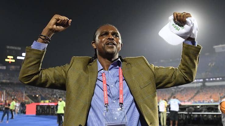 Arsenal legend Kanu Nwankwo makes first big decision at NPFL kings Enyimba