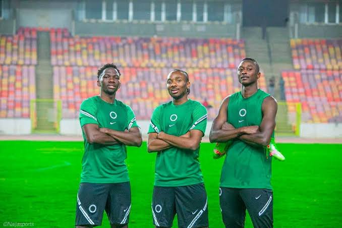 73-year-old Portuguese club beats Racing Santander to Nigeria’s ex-Arsenal star – report