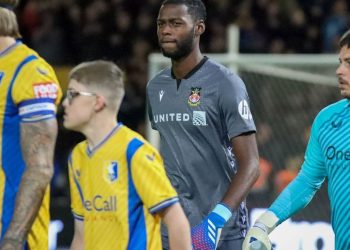 Deadline day transfers: Arsenal-trained Nigerian goalkeeper joins English League Two side