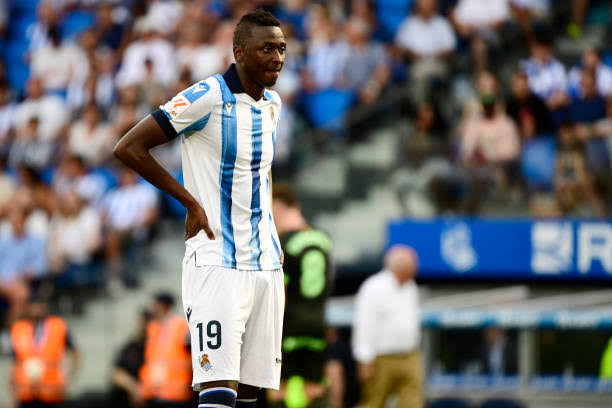 “It’s not an option” – Real Sociedad boss speaks on transfer rumours concerning Super Eagles star Umar Sadiq