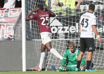 Super Eagles star deactivates social media account following poor Lesotho, Zimbabwe showings