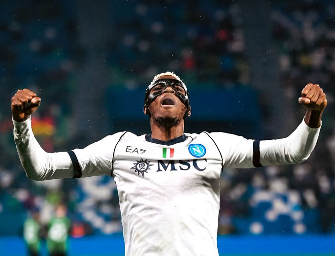 Cold-blooded Osimhen helps Sassuolo keeper mend broken net before scoring a hat trick