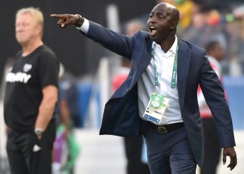 Super Eagles heroes Siasia and Westerhof reconcile after decades-long World Cup feud