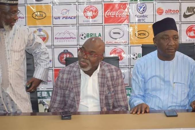 Ex-NFF boss Amaju Pinnick snubs Emmanuel Amunike, backs Finidi George for Super Eagles job