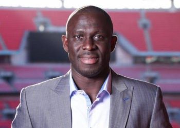 Photo: Former Wolves and Super Eagles star enjoys Chelsea vs Tottenham London derby with son