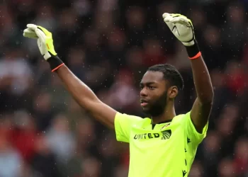 Deadline day transfers: Arsenal-trained Nigerian goalkeeper joins English League Two side