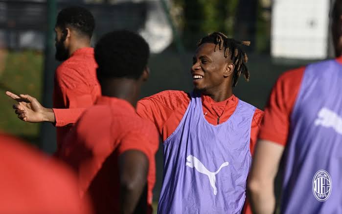 WATCH: Chukwueze the focal point in training as new AC Milan boss Fonseca teaches art of defending