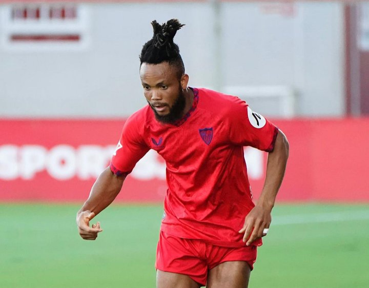 Heerenveen and CSKA Moscow at loggerheads over Chidera Ejuke’s transfer fee