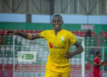 Transfer: Estrela’s chase for Super Eagles defender dismissed as ‘fabricated lies’