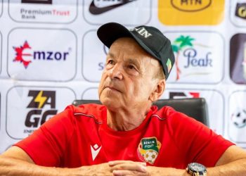 Gernot Rohr reveals Super Eagles’ weakness with Benin eyeing win over Nigeria as Iheanacho, Ndidi land in camp