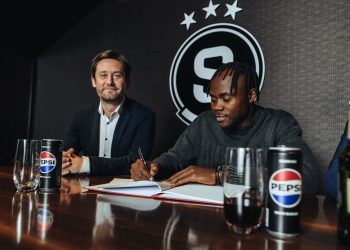 Arsenal hero talks up Sparta Prague’s signing of Nigerian striker