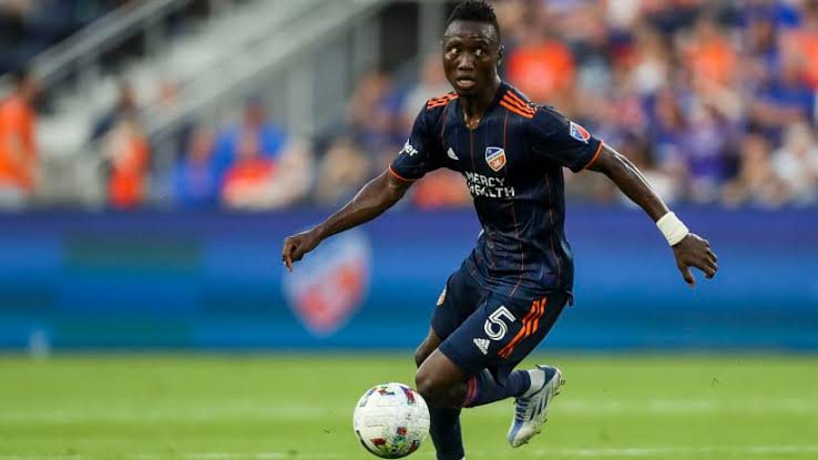 Contrasting Nigerian fortunes: FC Cincinnati extend Nwobodo’s deal, retain Awaziem, release Akpunonu