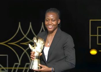 Super Falcons goalkeeper wins top award in French Women’s league