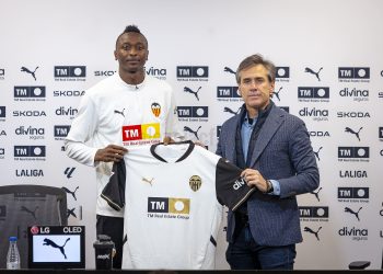 Valencia rekindle Umar Sadiq interest but move banks on one crucial factor