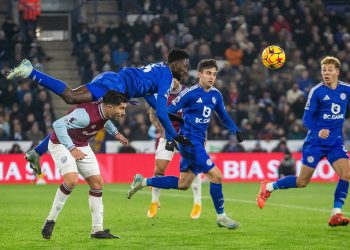 Nigeria’s Wilfred Ndidi backs manager Ruud van Nistelrooy amid Leicester’s relegation battle