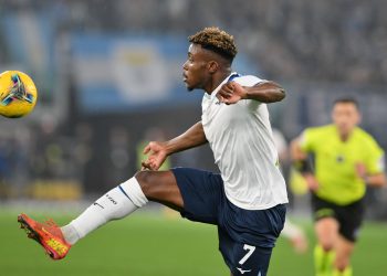 Chelsea were mentally weak against Arsenal – Sarri