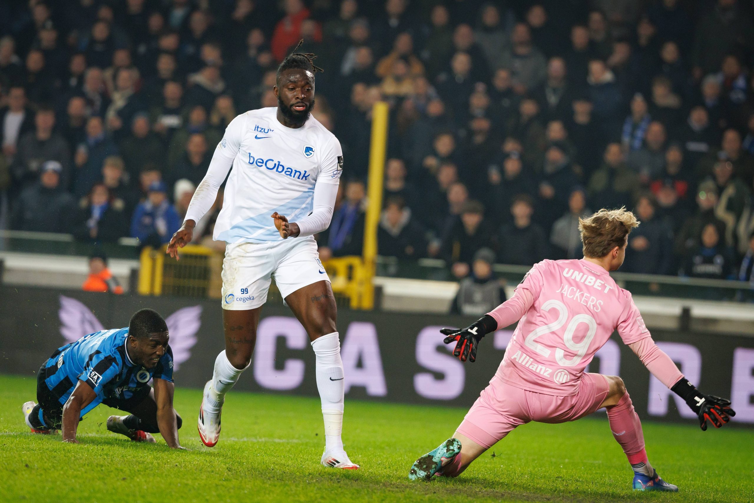 Genk Tolu Toluwalase Arokodare celebrates after scoring during a soccer game between Club Brugge KV