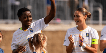 Onyekuru wins first trophy in Greece with Olympiakos