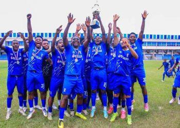 “Never expected NFF to overlook Amunike” – Ex-international backs Finidi despite ex-Barcelona star’s snub