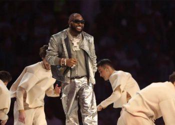 Watch: Victor Osimhen and Jay Jay Okocha shine at Davido and Chioma’s star-studded wedding