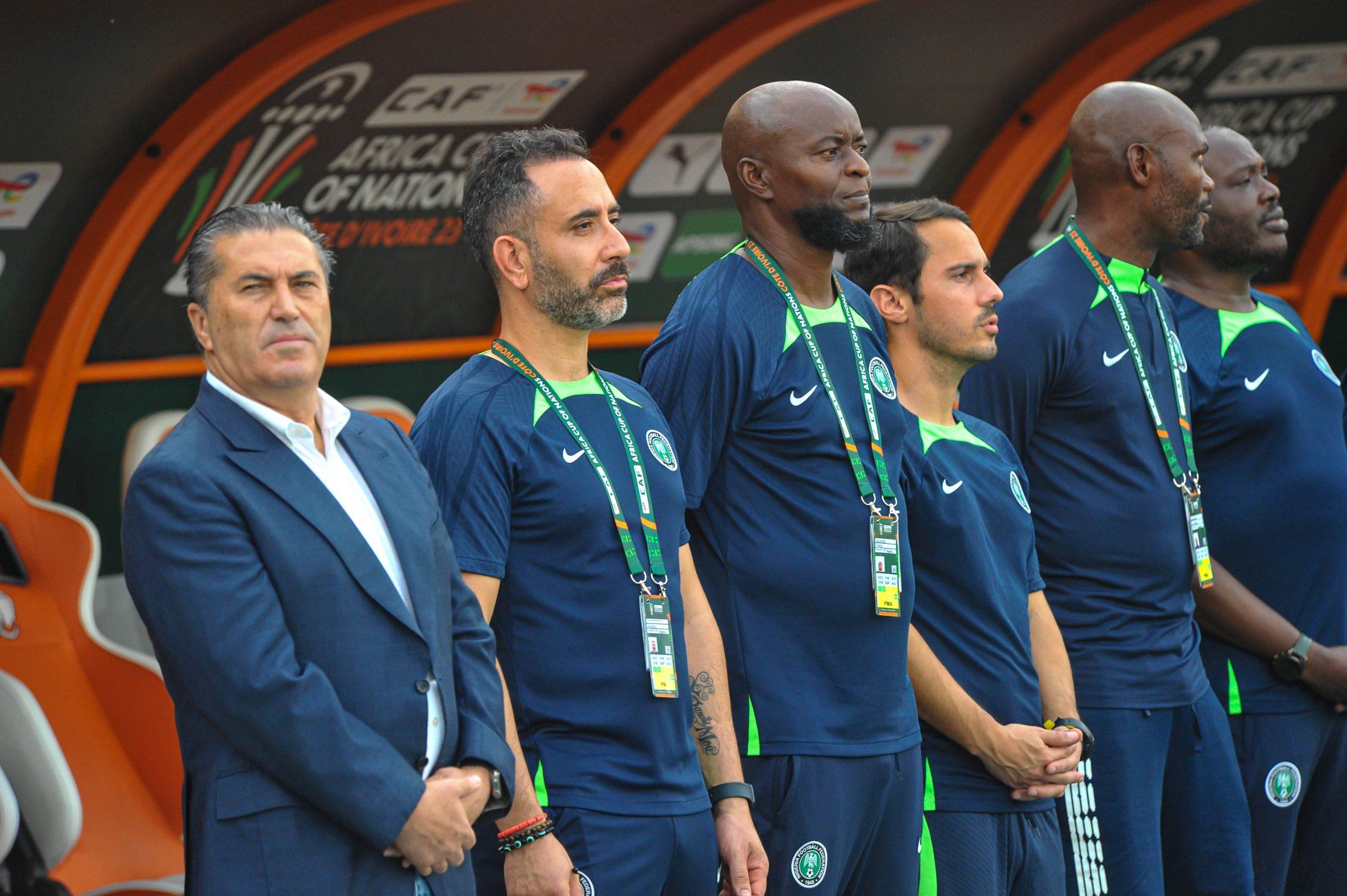 Jose Peseiro and the rest of Nigeria's coaching staff (Photo credit: Imago)