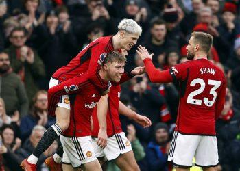 “Half the team needs to go” – Nigerian Afrobeats superstar slams Manchester United players