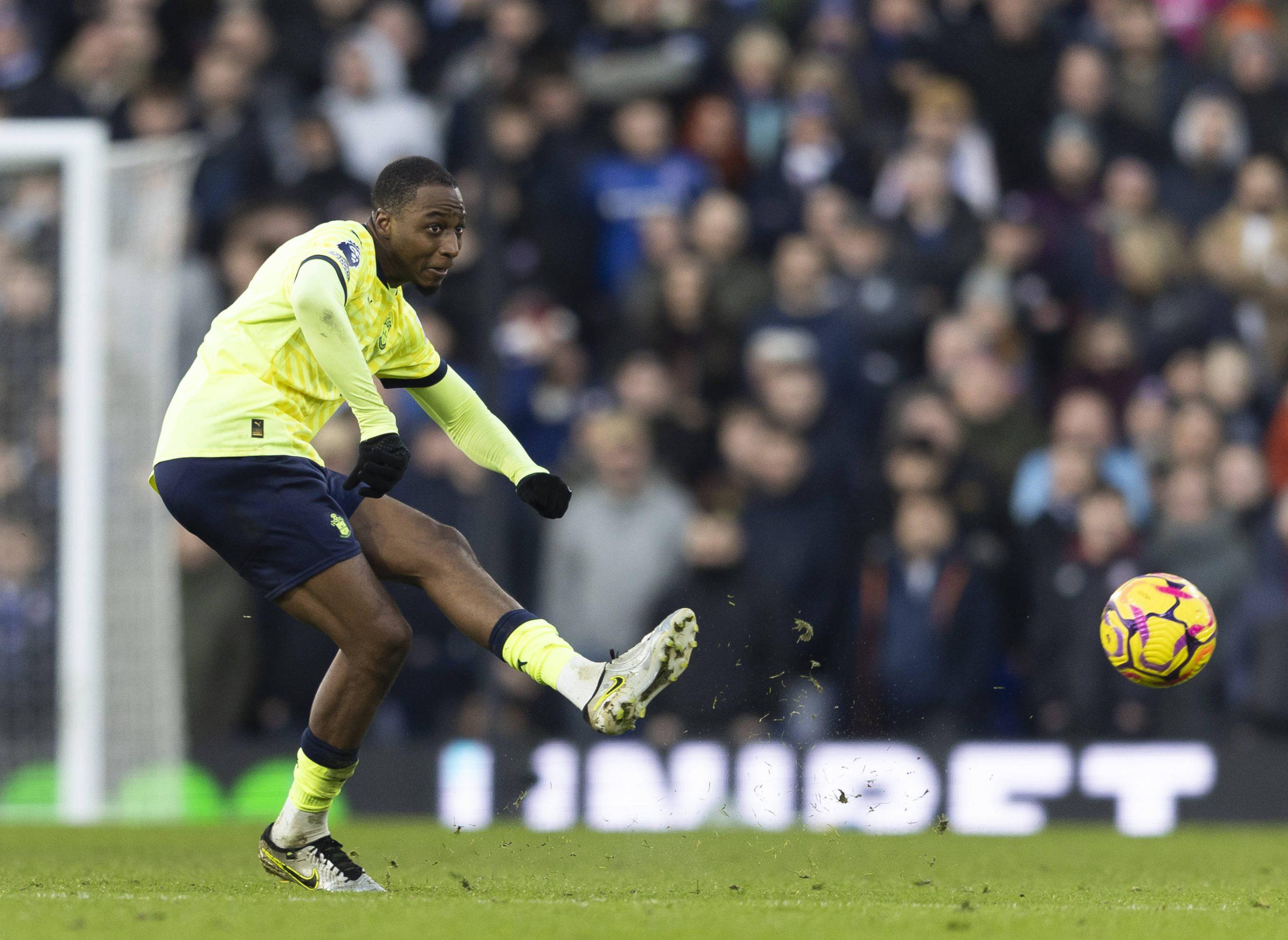 Joe Aribo of Southampton passes the ball during the Premier League match between Ipswich Town and Southampton at Portman Road, Ipswich UK