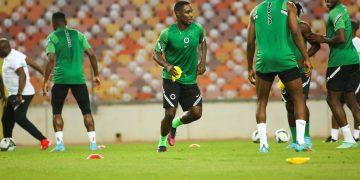 Chiefs Fans Call For Akpeyi’s Return Over Khune