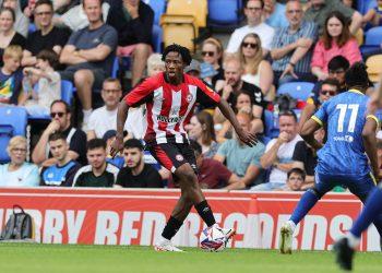 “We’re going to crash Franky!” – Super Eagles star attempts landing a plane at Heathrow
