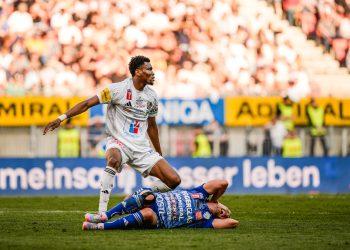 Photo: Enyimba’s wanted Chibuike spotted in Israel training with another club