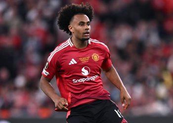 “They need someone like Ivan Toney” – Ex-Super Eagles winger unsure Zirkzee will deliver for Manchester United