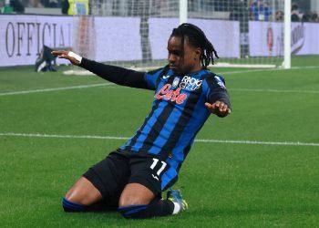 Ademola Lookman: Tottenham plot late swoop as Manchester City make surprise transfer move