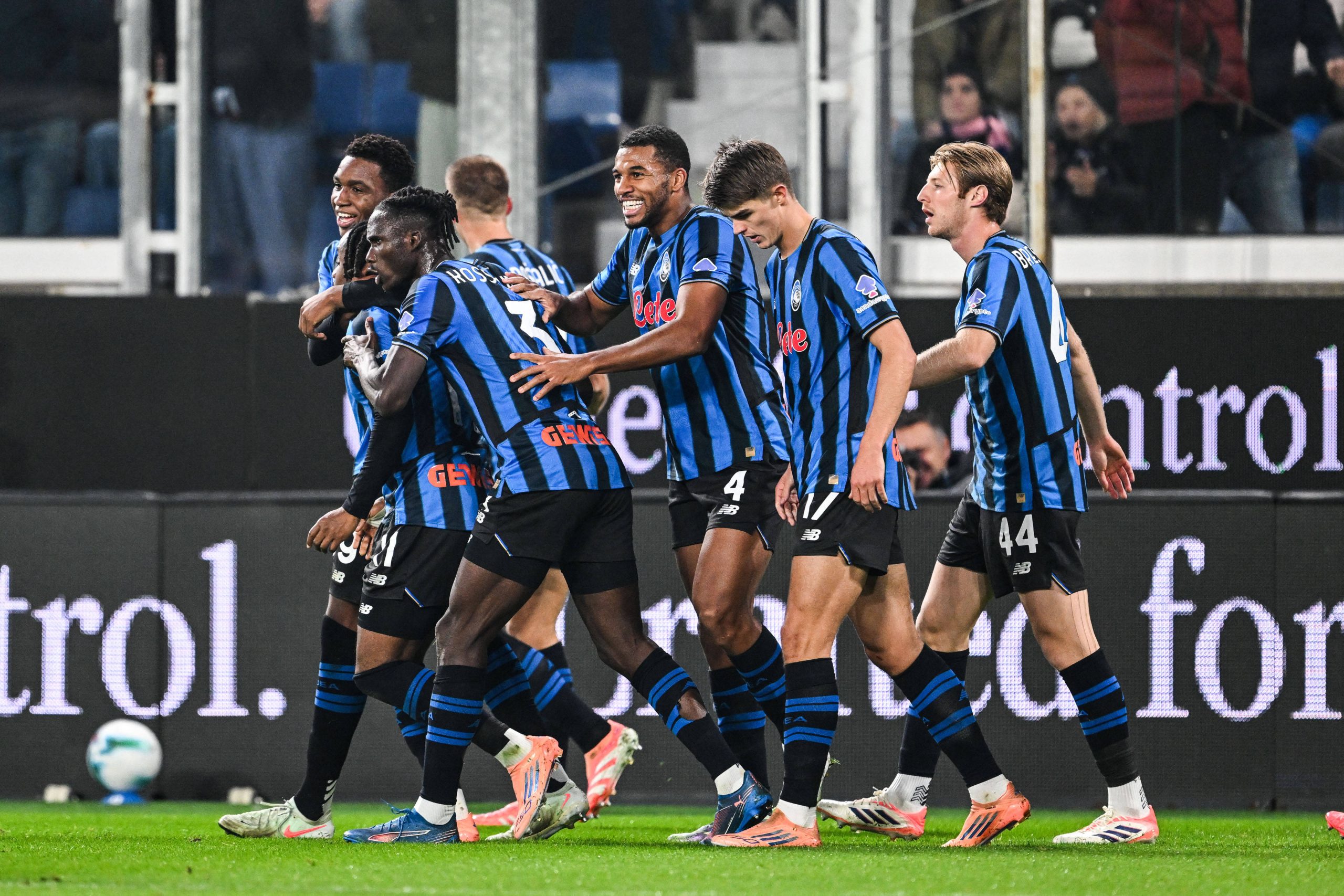 Ademola Lookman celebrating after a goal during the Italian Serie A football match between Atalanta BC and AC Milan on 28 of October 2025 at Gewiss stadium in Bergamo, Italy