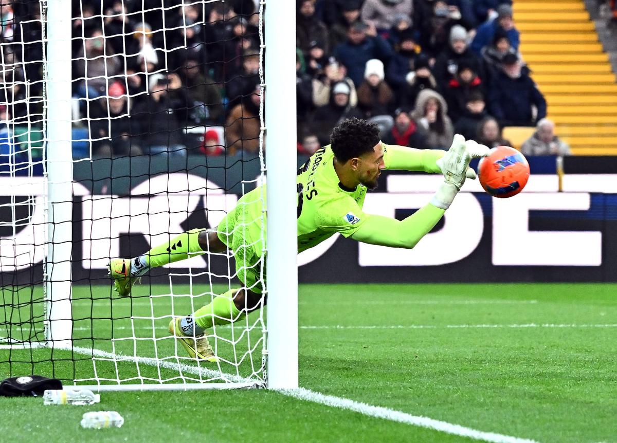 Maduka Okoye makes a penalty save from Riccardo Orsolini in Udinese's 3-0 loss to Bologna