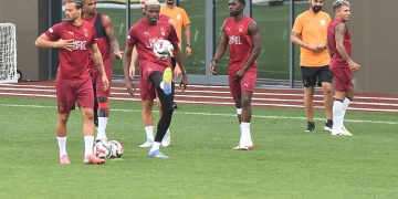 Ronaldo Nets Treble; Man City and Man United Lose – UCL Round-up