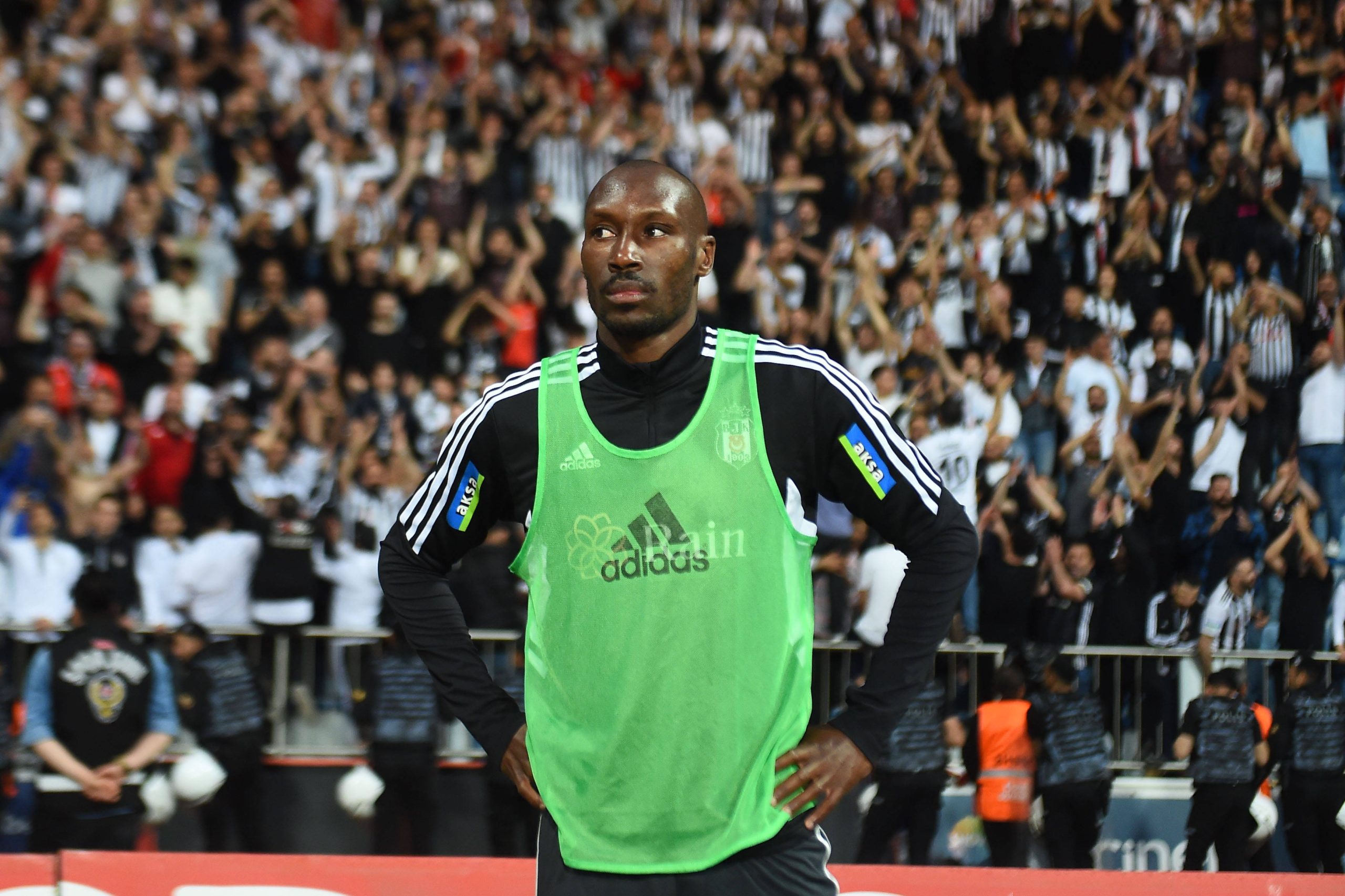 Atiba Hutchinson during theTurkish Super League match between Kasimpasa SK and Besiktas 