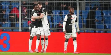 Carl Ikeme trains with Wolves for the first time in nearly 5 years